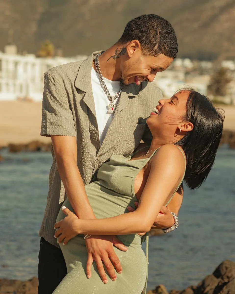 KLD Photography couple session by the water