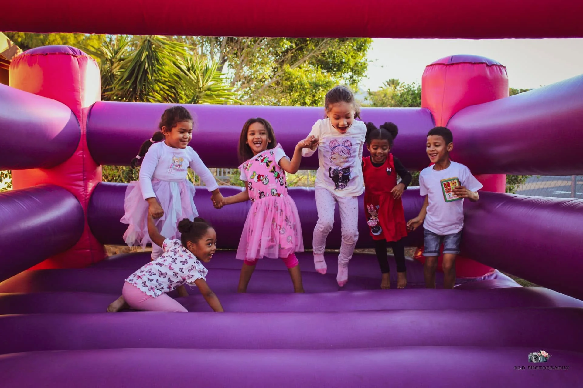 KLD Photography children enjoying a colourful party